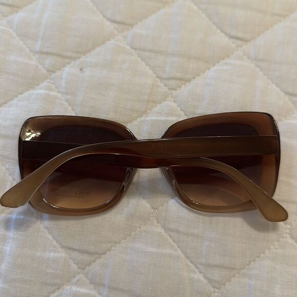 NWT Vince Camuto Brown Ombré Cat Eye Sunglasses - Picture 10 of 11